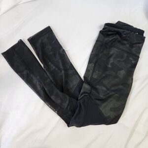 90 Degree by Reflex athletic leggings black/green camo (S)